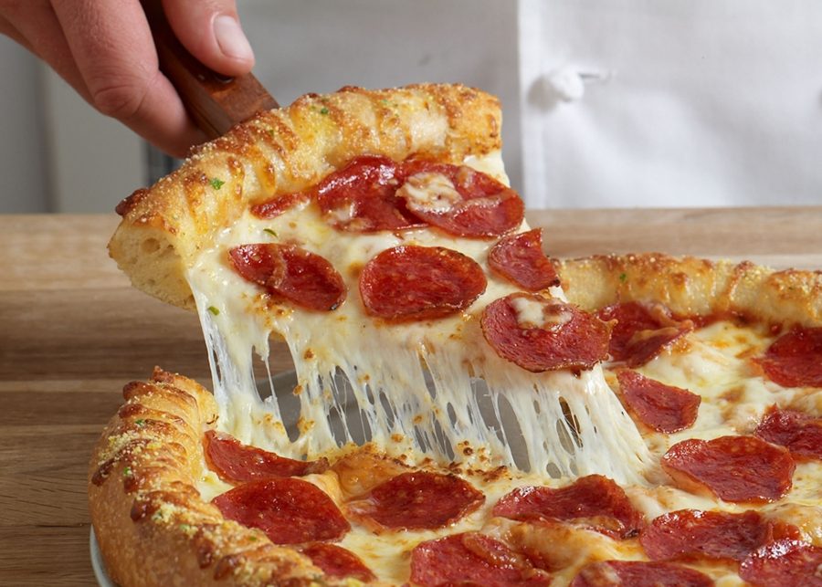 Everyone+Loves+Pizza+Reviews+the+Best+Pizzeria+in+Cincinnati