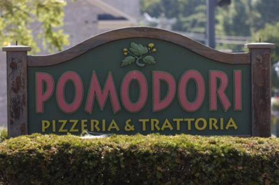 The Next Best Pizzeria: Pomodoris 